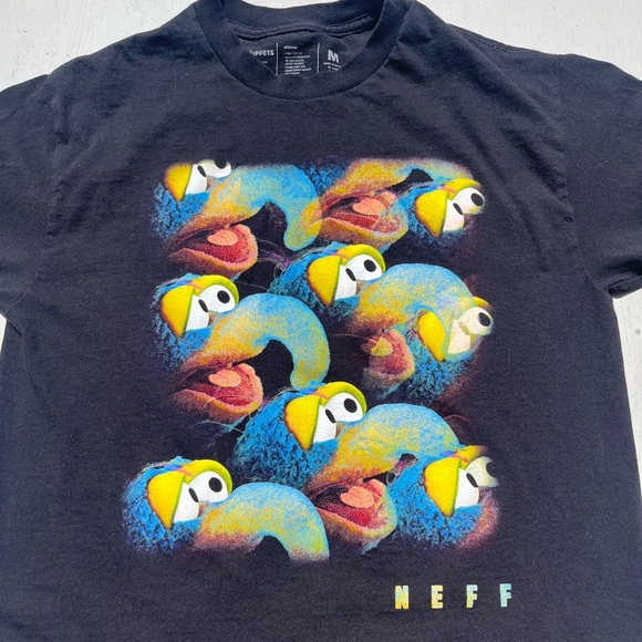 Men's Disney x Neff Black Muppets T-Shirt M Cartoon Jim Henson Gonzo Animal Art - Picture 2 of 10